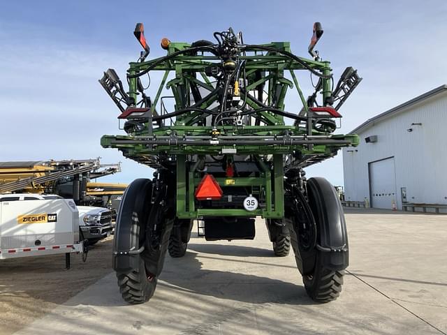 Image of Fendt RoGator 937H equipment image 3