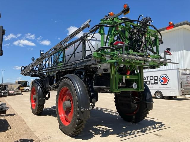 Image of Fendt RoGator 937H equipment image 3