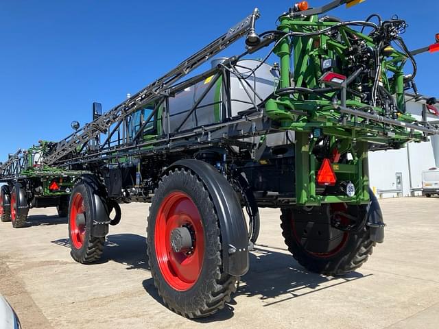 Image of Fendt RoGator 937H equipment image 3