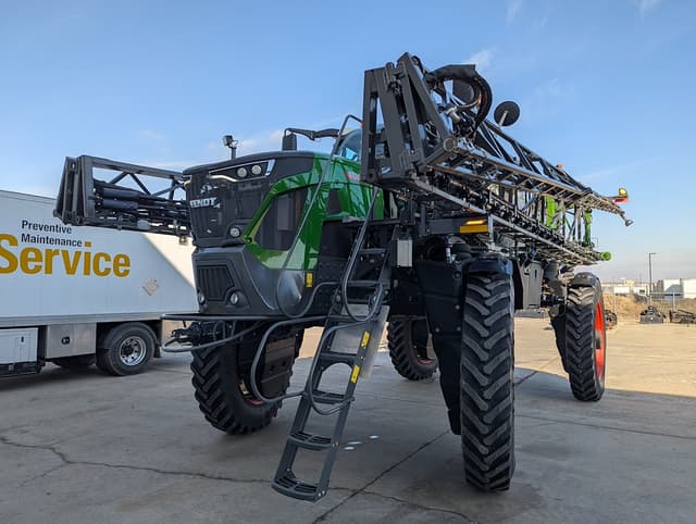 Image of Fendt RoGator 937H equipment image 2
