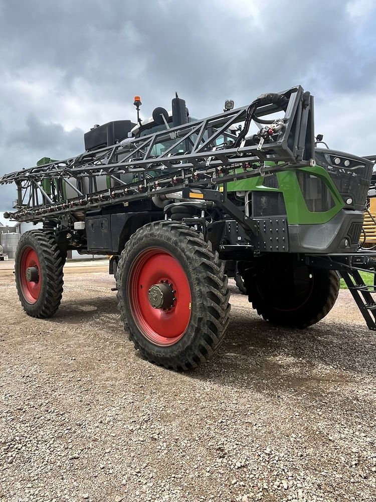 2025 Fendt RoGator 937H Equipment Image0