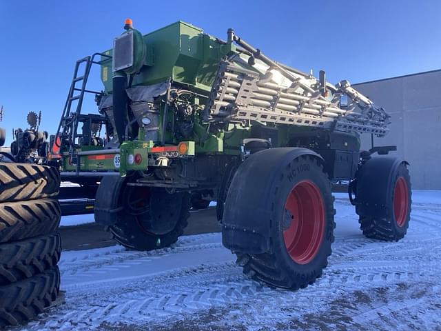 Image of Fendt RoGator 937H equipment image 2