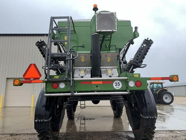 Image of Fendt RoGator 937H equipment image 3