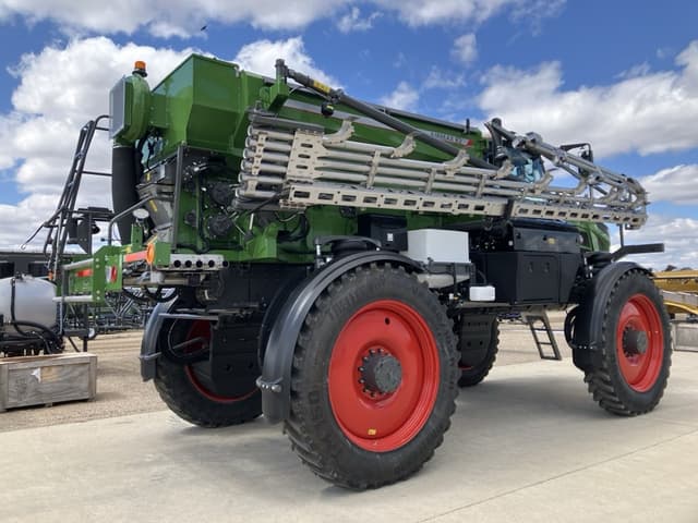 Image of Fendt RoGator 937H equipment image 3