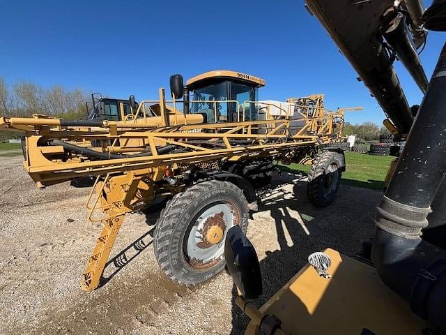 Image of Ag-Chem RoGator 984 equipment image 1