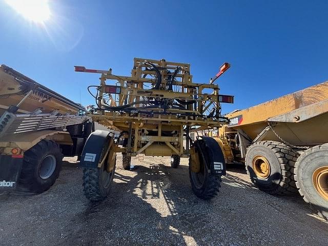 Image of Ag-Chem RoGator 984 equipment image 3