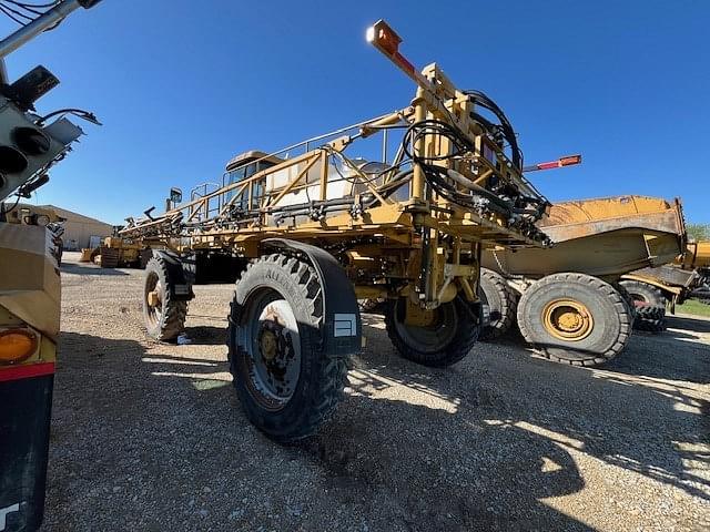 Image of Ag-Chem RoGator 984 equipment image 2