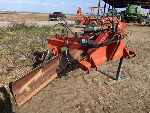 Image of Rhino 2500 equipment image 2