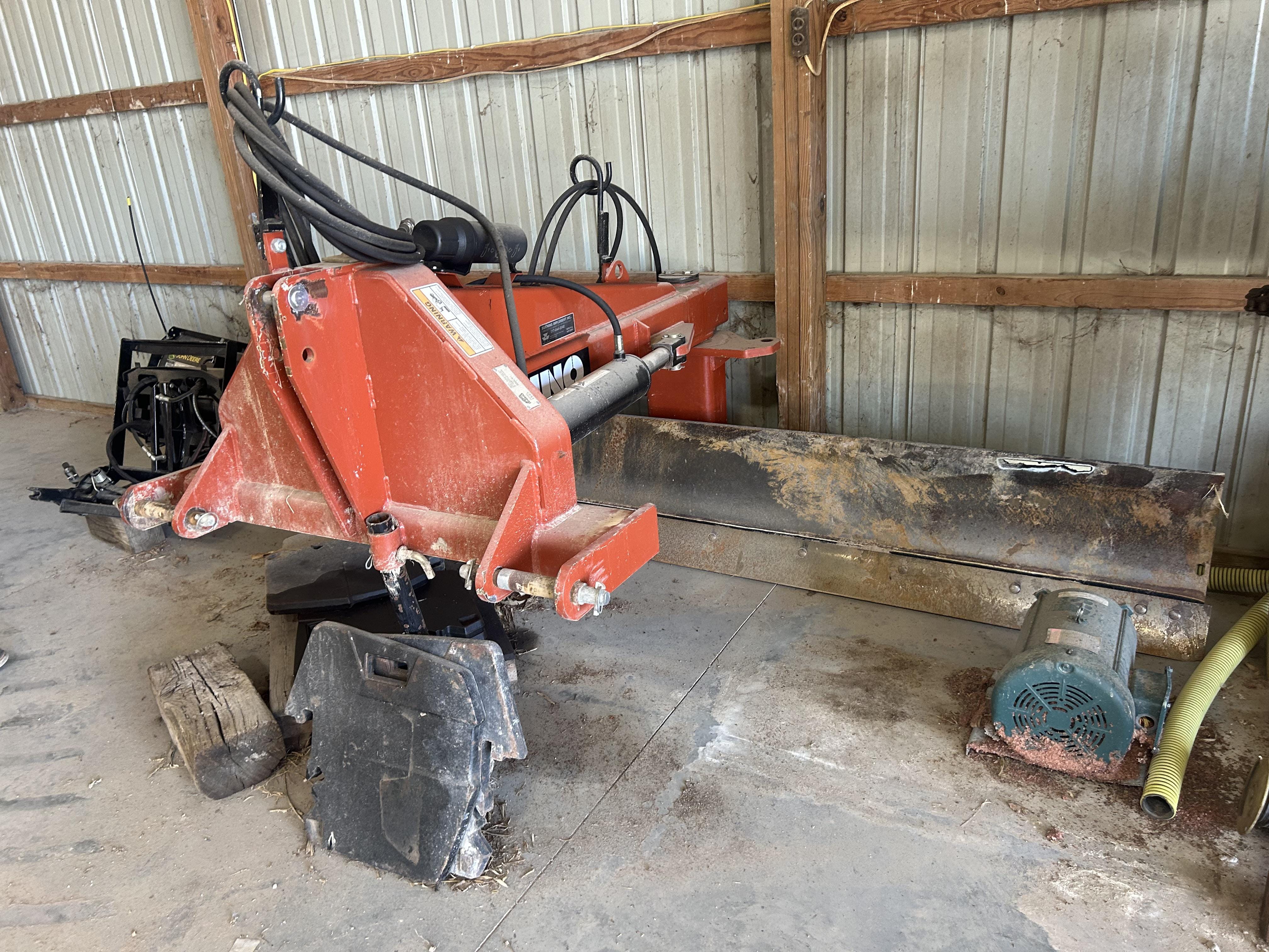 Main image Rhino 1540