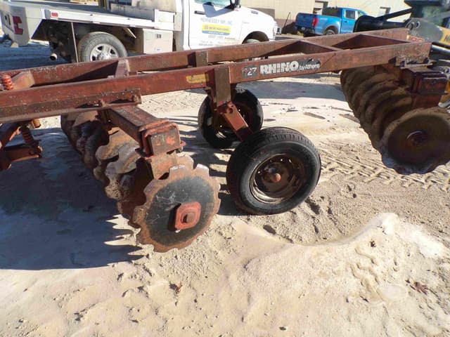 Image of Rhino 127 equipment image 3