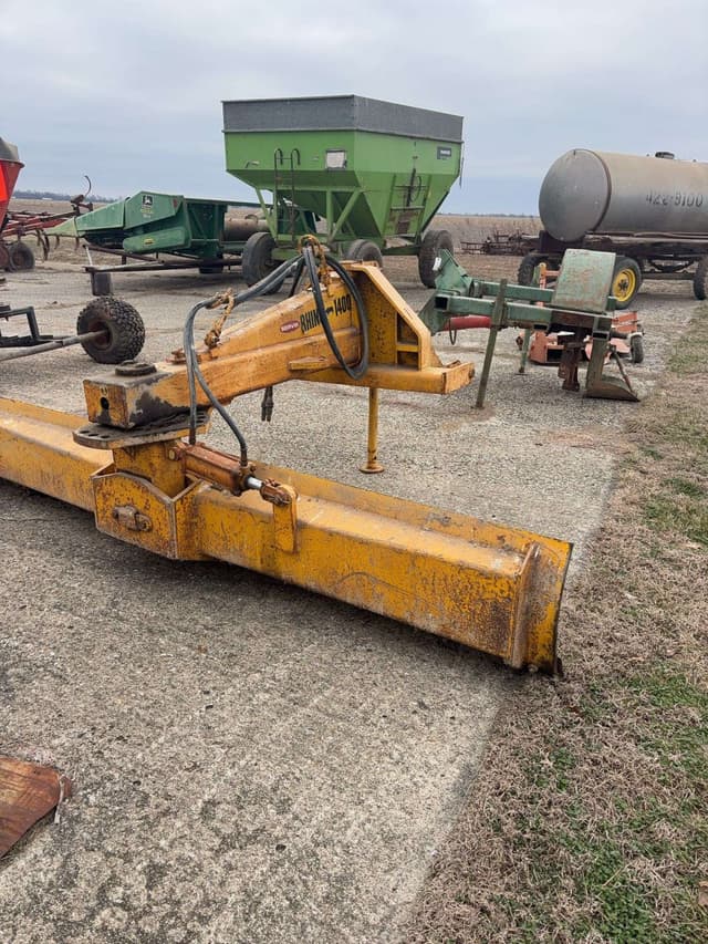 Image of Rhino 1400 equipment image 4