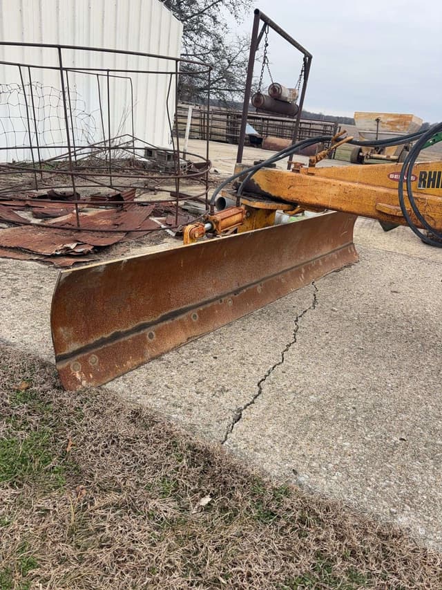 Image of Rhino 1400 equipment image 3