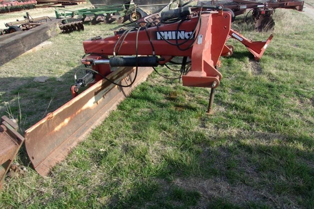 Rhino 1540 Equipment Image0