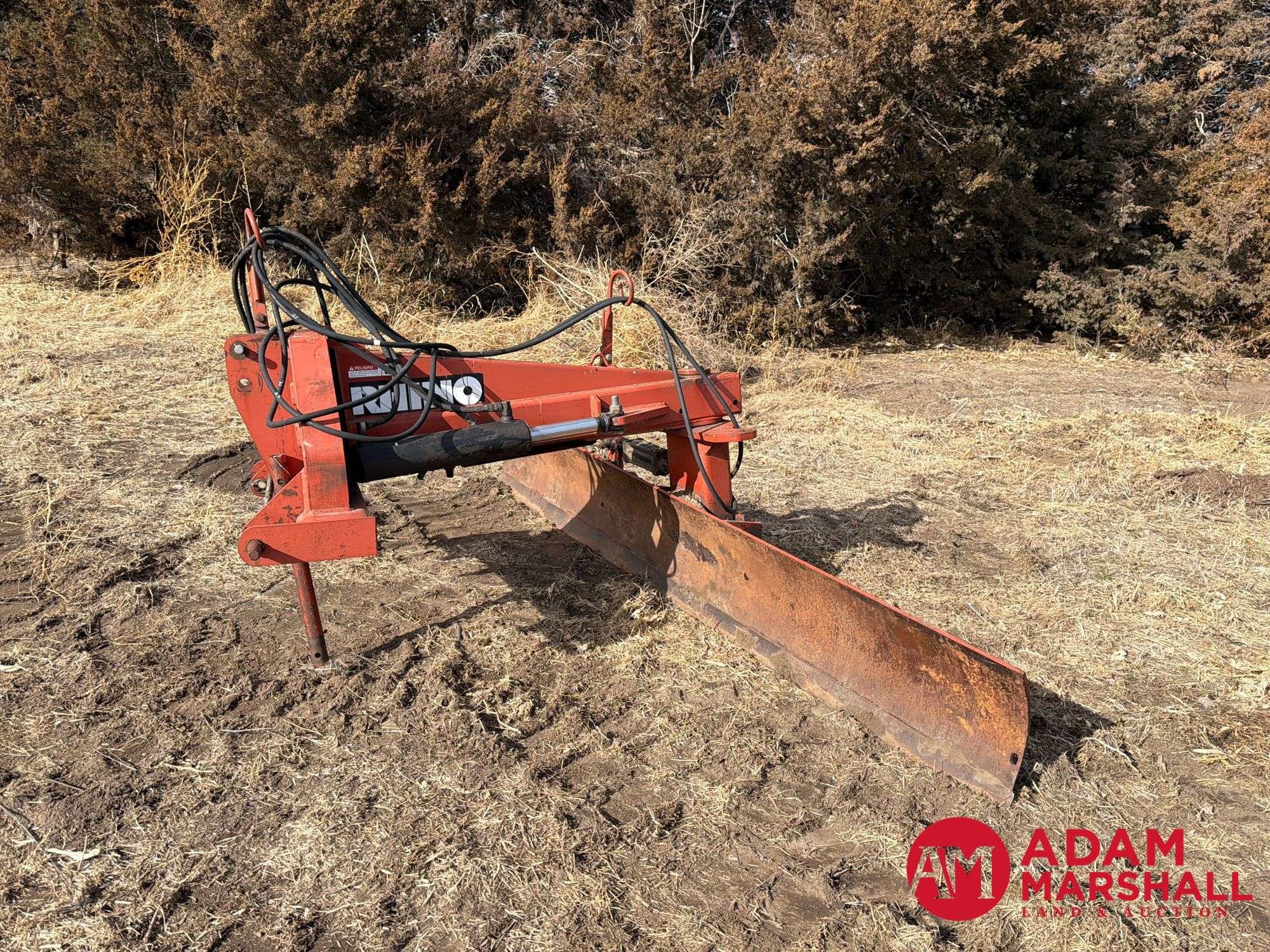 Rhino 1540 Equipment Image0