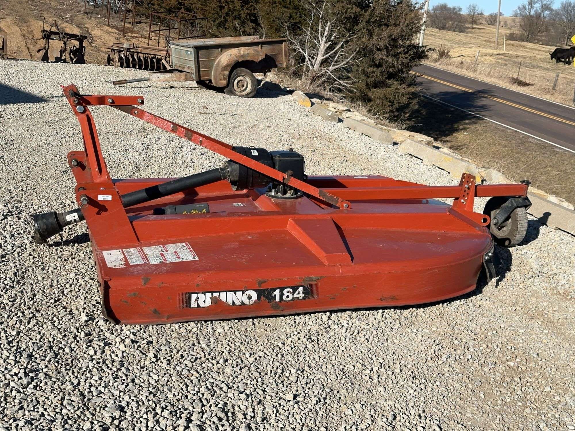 Rhino 184 Equipment Image0