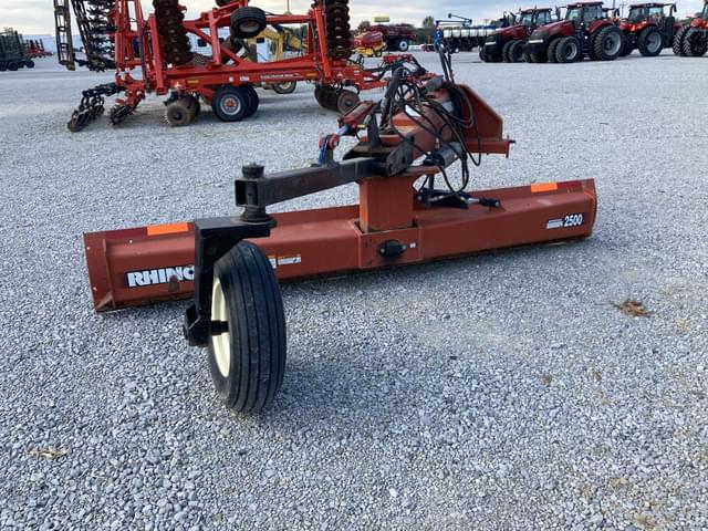 Image of Rhino 2500 equipment image 2