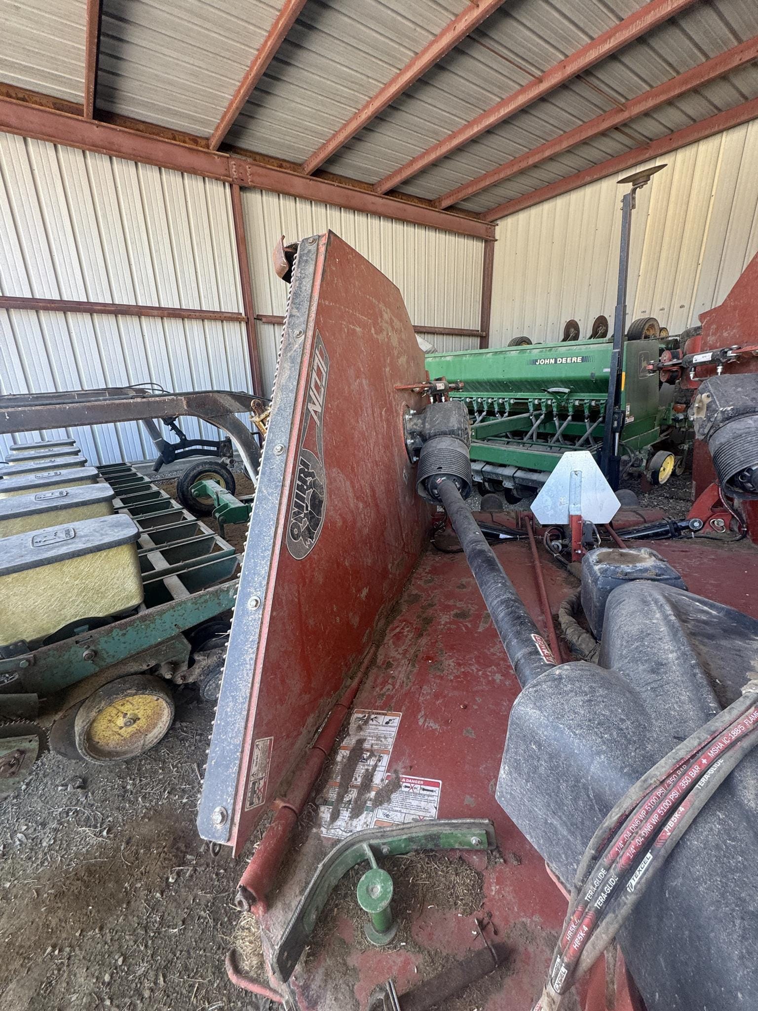 Rhino 5150 Equipment Image0