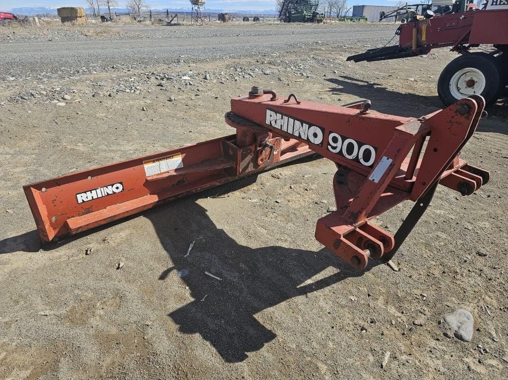 Rhino 900 Equipment Image0