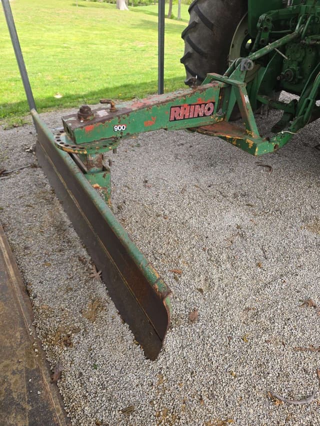 Image of Rhino 900 equipment image 2