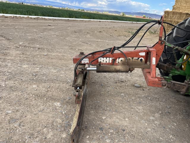 Image of Rhino 950 equipment image 2