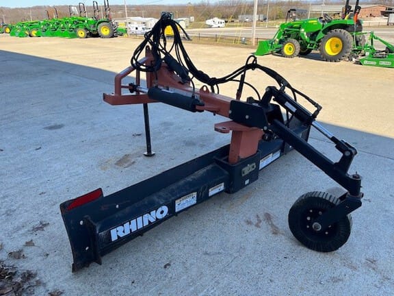 Main image Rhino 950