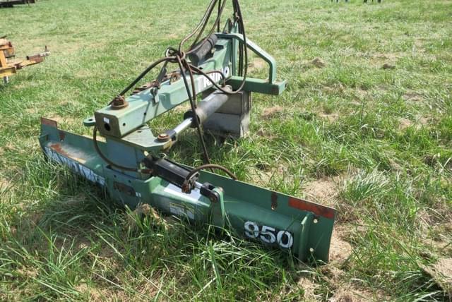 Image of Rhino 950 equipment image 4