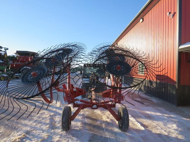 Image of Rhino ER8 equipment image 3