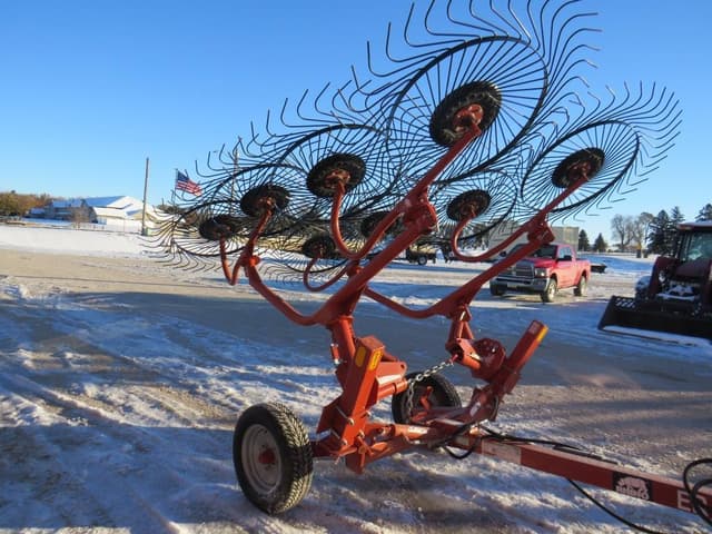 Image of Rhino ER8 equipment image 1