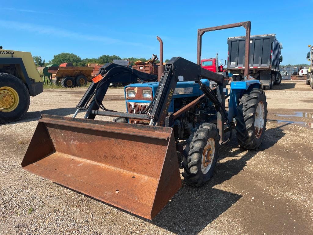 Main image International Harvester 404