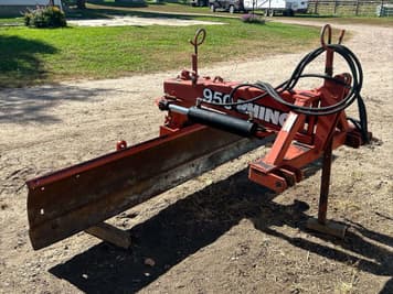 Main image Rhino R950