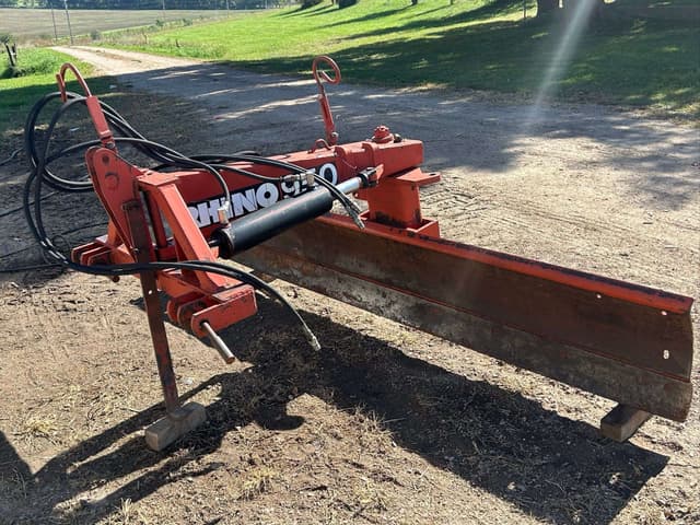 Image of Rhino R950 equipment image 1