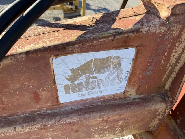 Image of Rhino 1500 equipment image 4