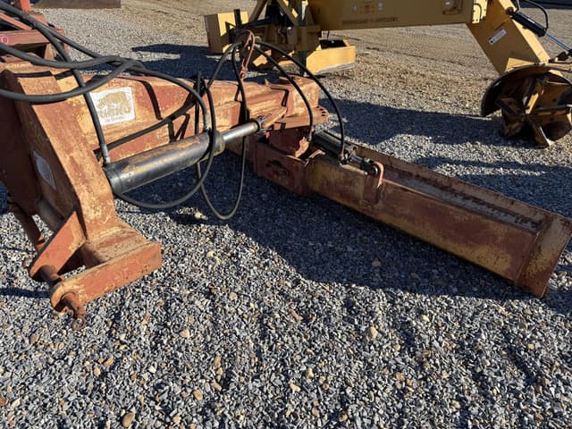 Image of Rhino 1500 equipment image 1