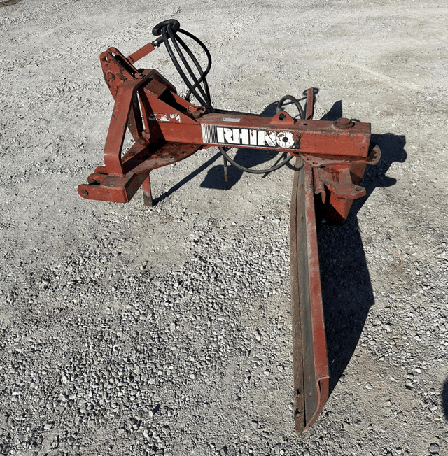 Image of Rhino R800 equipment image 4