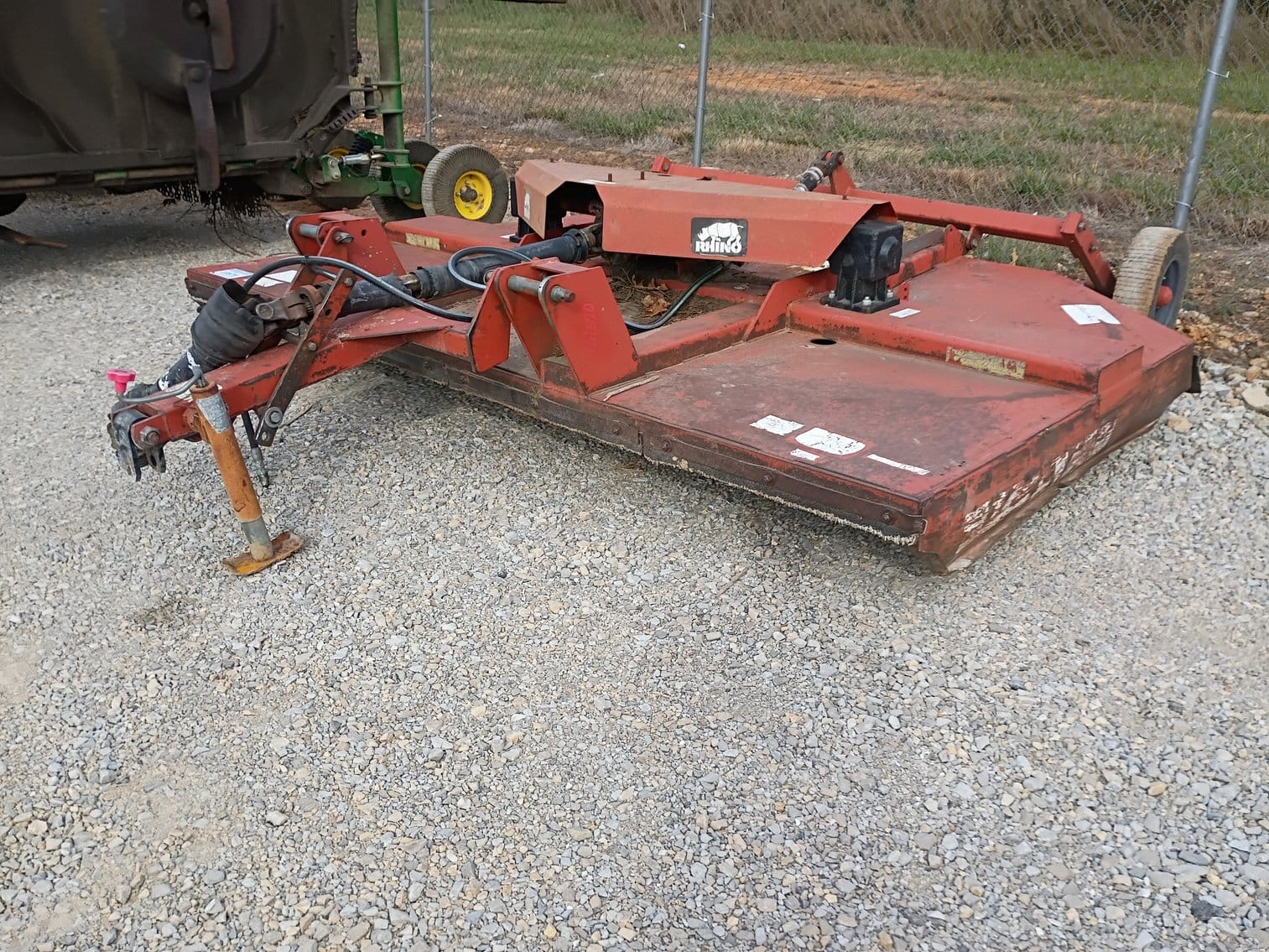 Rhino SE10 Equipment Image0