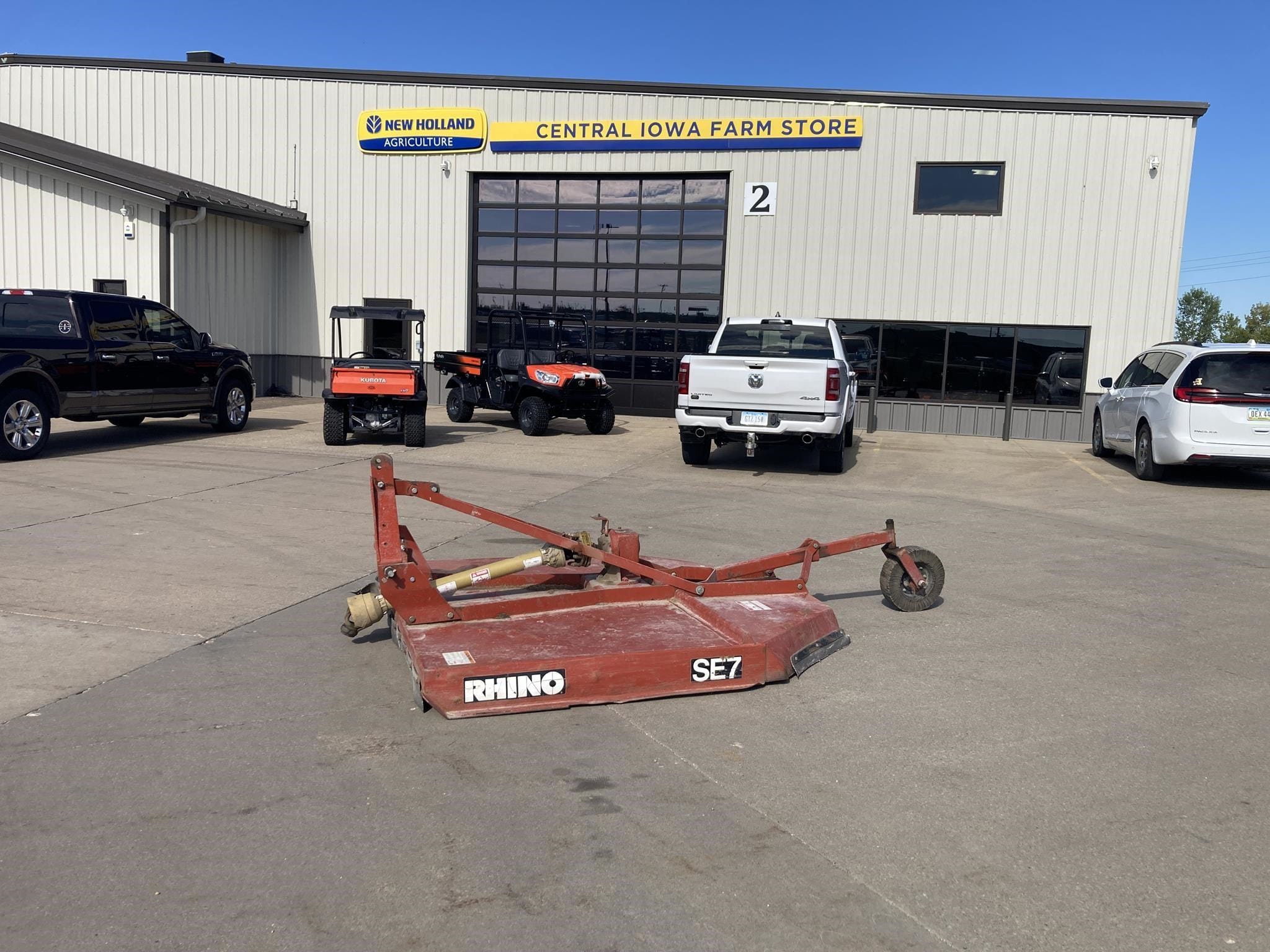 Rhino SE7 Equipment Image0