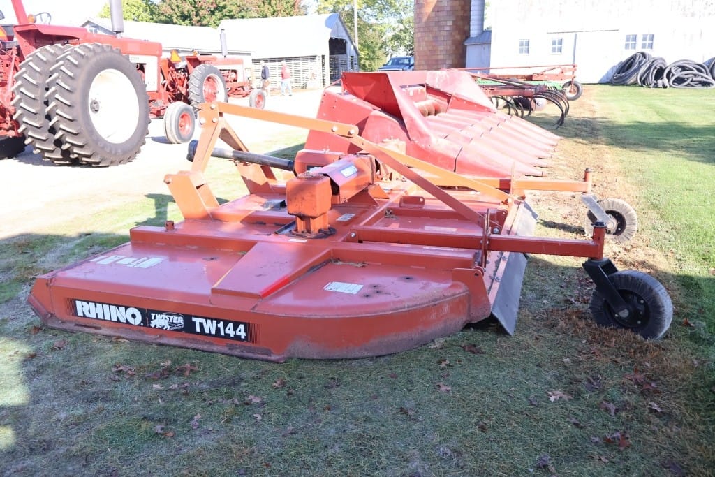 Rhino TW144 Equipment Image0