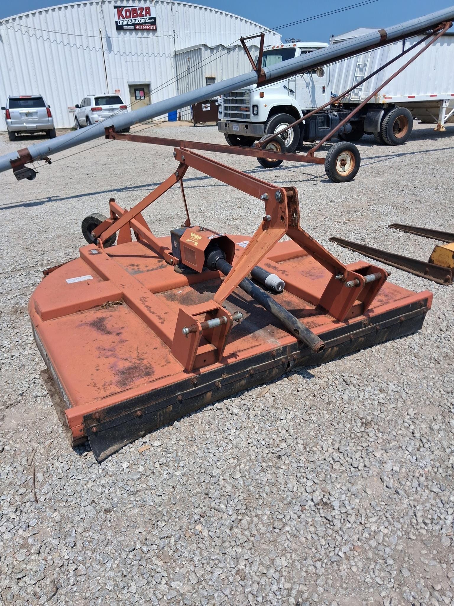 Rhino TW84 Equipment Image0