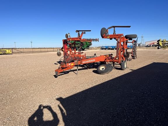 Richardson Undetermined Equipment Image0