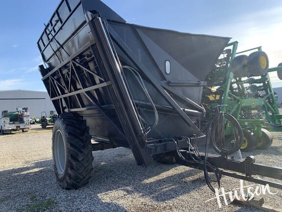 Main image Richardton 960