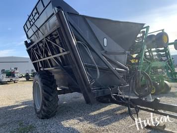 Main image Richardton 960