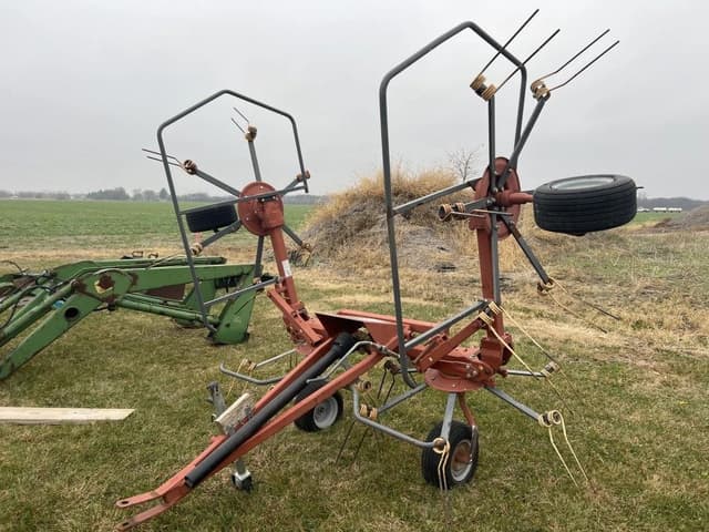 Image of Rhino PT405 equipment image 1