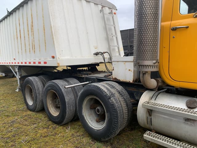 Image of Mack RW753 equipment image 4