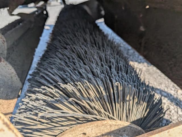 Image of Roadtec FB100 equipment image 2