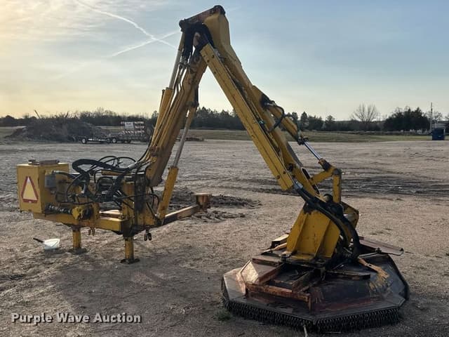 Image of Roanoke G-195 equipment image 2
