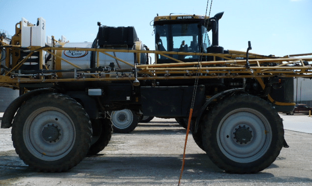 Image of RoGator RG1100B equipment image 4