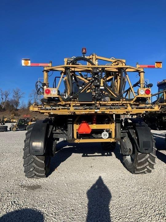 Image of RoGator RG1100C equipment image 2