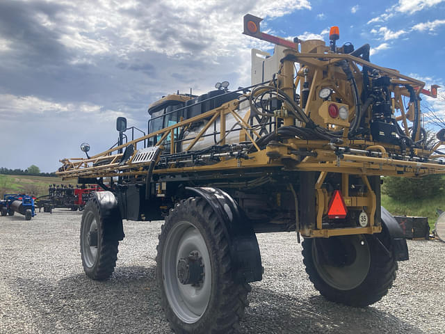 Image of RoGator RG1100C equipment image 2