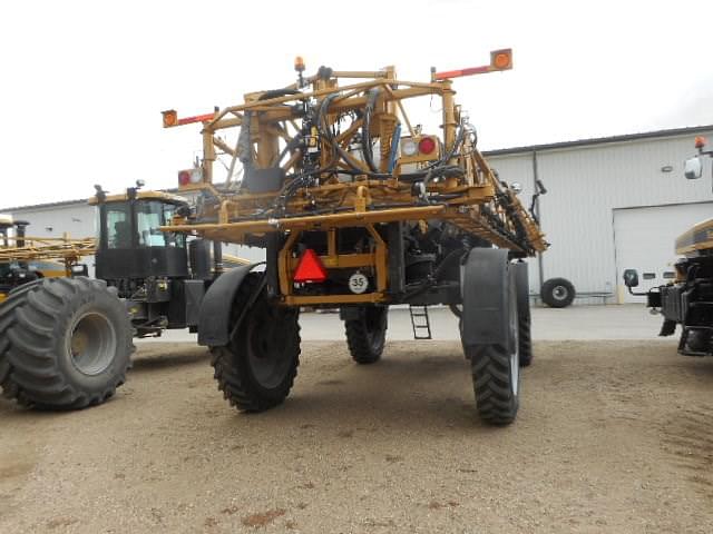 Image of RoGator RG1100C equipment image 4