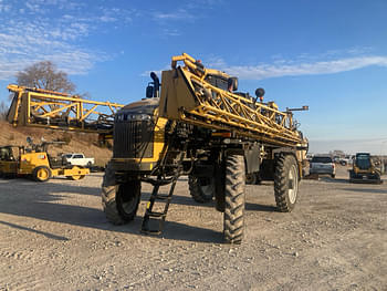 2019 RoGator RG1100C Equipment Image0